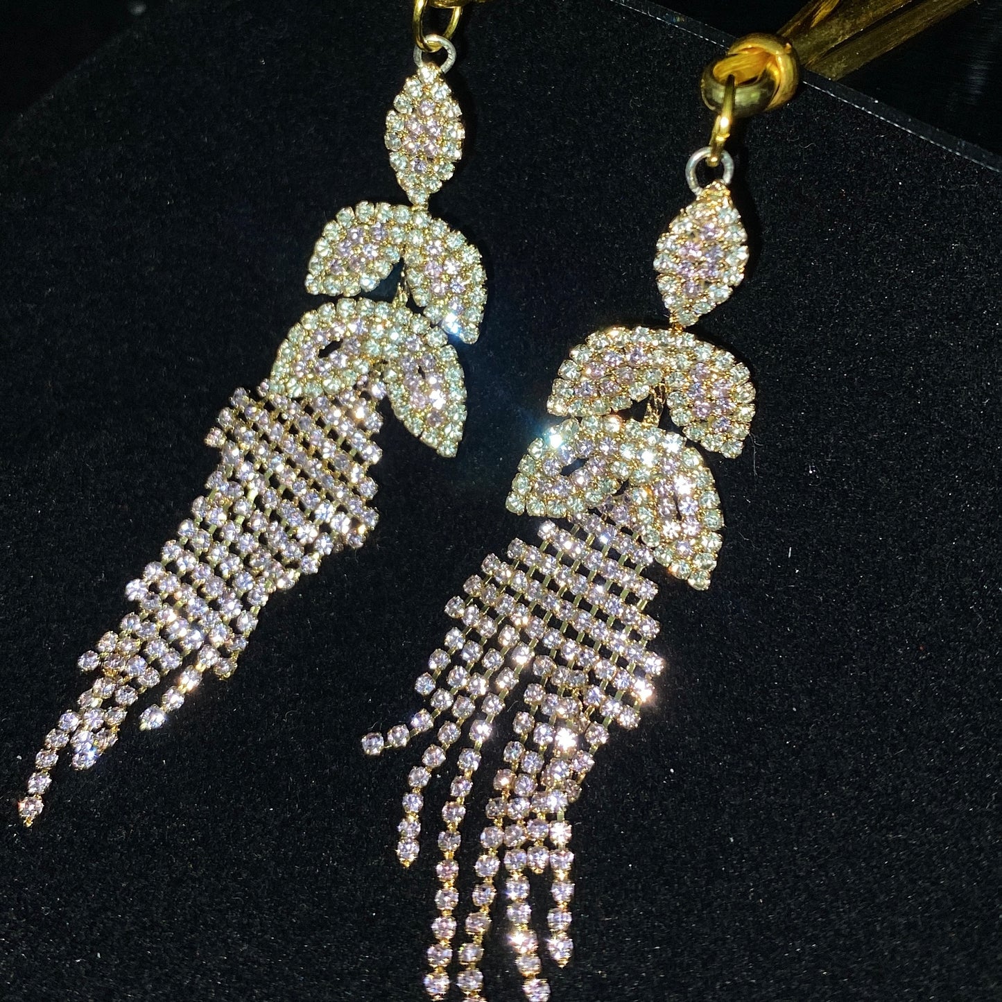 Nipple Clamps NPC1013 with Shiny Pink Rhinestone Tassel