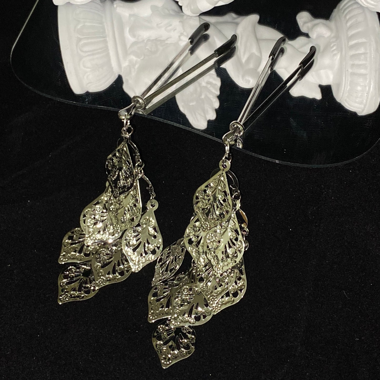 BDSM Erotic Accessories – Nipple Clamps NPC1004 for Teasing and Control